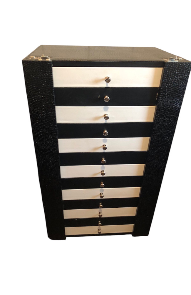 Бокс для демонстрации оправ и очков: Цена, Характеристики, Фото